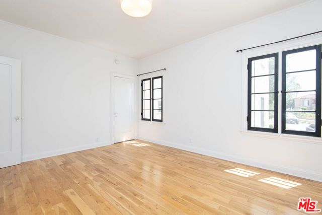 1085 S Cloverdale Avenue 1085, Los Angeles, CA 90019