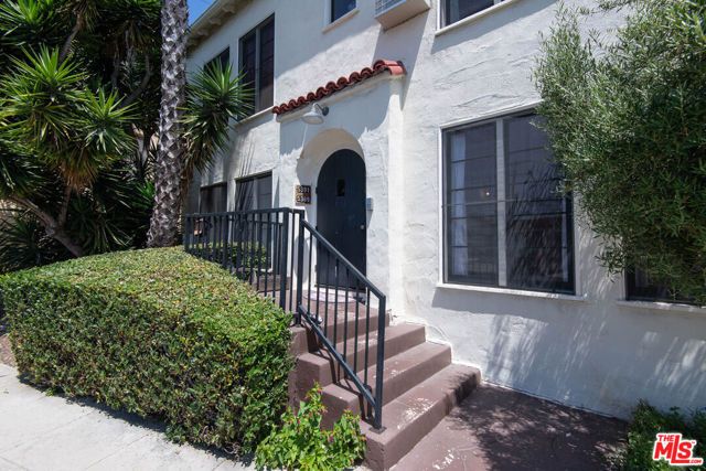 1085 S Cloverdale Avenue 1085, Los Angeles, CA 90019