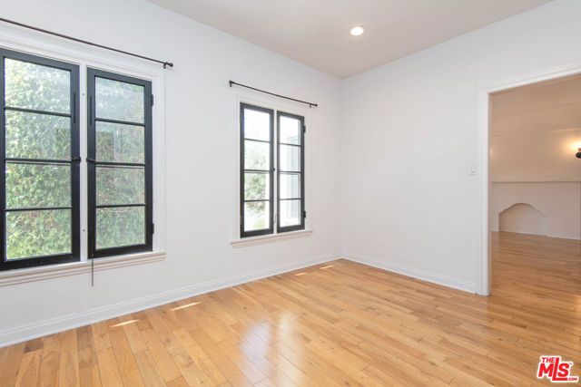 1085 S Cloverdale Avenue 1085, Los Angeles, CA 90019