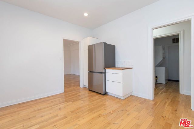 1085 S Cloverdale Avenue 1085, Los Angeles, CA 90019