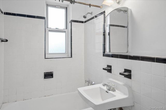 3 Sadore Lane 6C, Yonkers, NY 10710