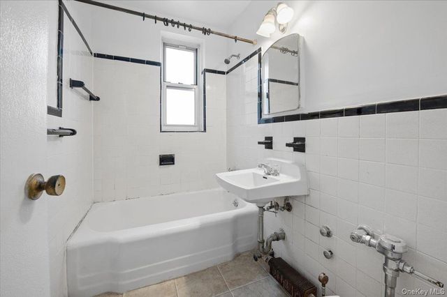 3 Sadore Lane 6C, Yonkers, NY 10710