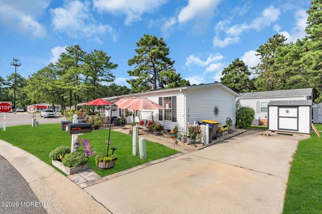 134 Briarwood Court, Whiting, NJ 08759