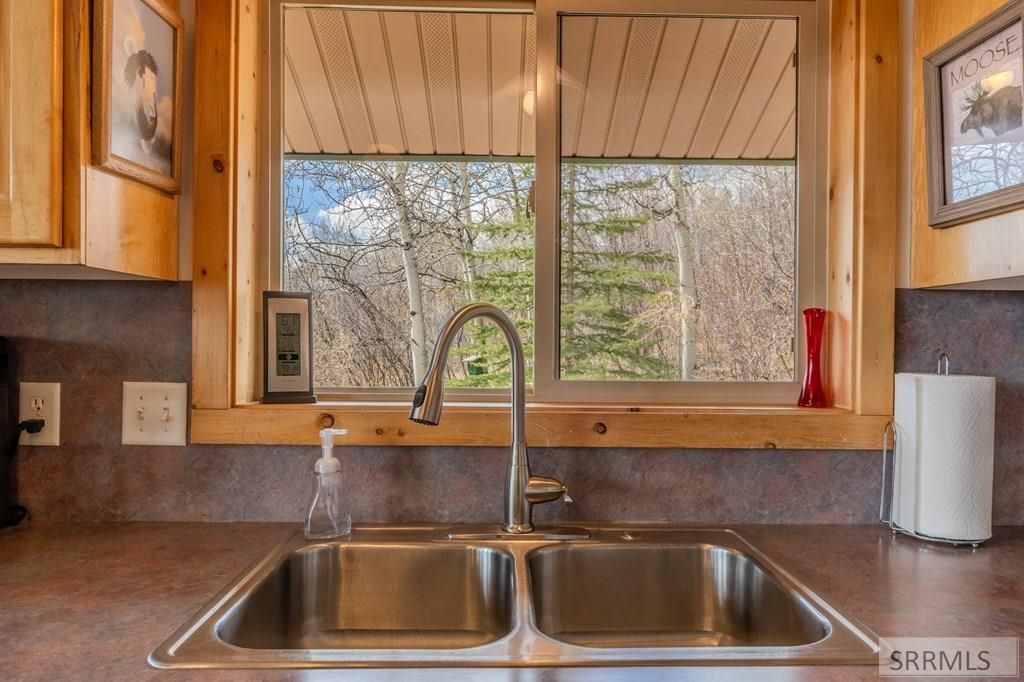 Image 14 of property listing at 3889 Lake Breeze Drive, Island Park, ID 83429