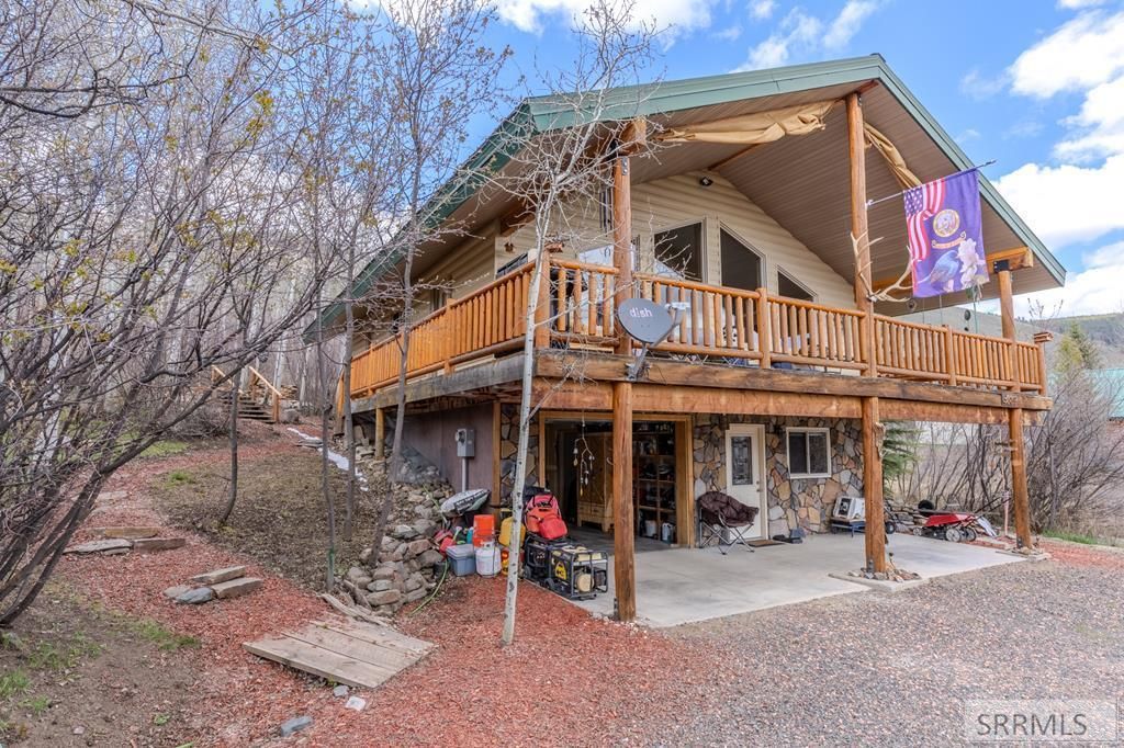 Image 19 of property listing at 3889 Lake Breeze Drive, Island Park, ID 83429
