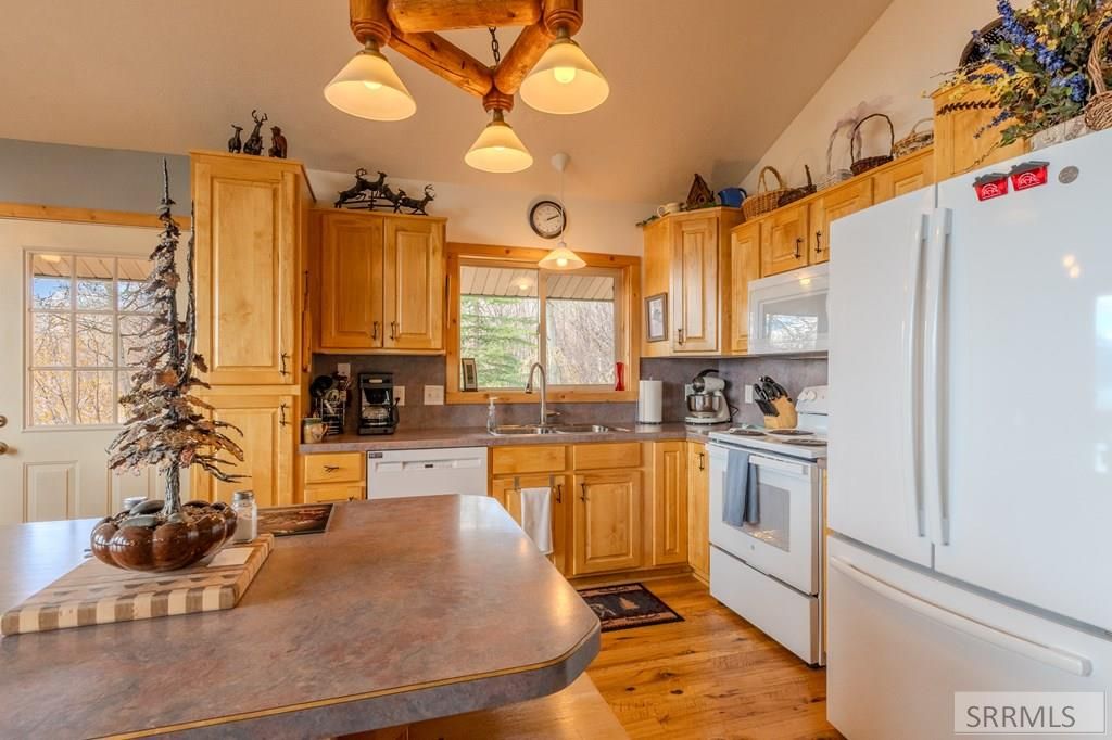 Image 4 of property listing at 3889 Lake Breeze Drive, Island Park, ID 83429