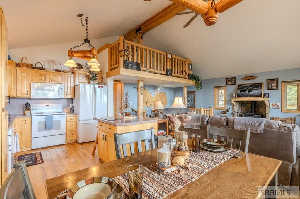 Image 9 of property listing at 3889 Lake Breeze Drive, Island Park, ID 83429