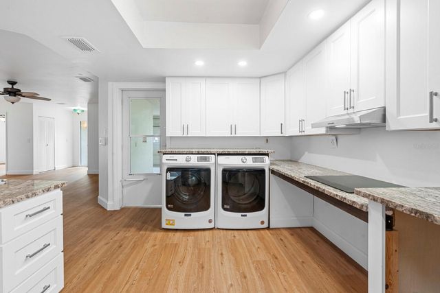 2113 HARTLEBURY WAY 408, Sun City Center, FL 33573