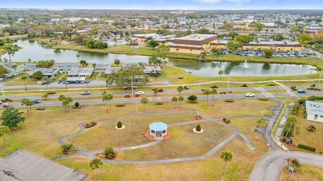 2113 HARTLEBURY WAY 408, Sun City Center, FL 33573