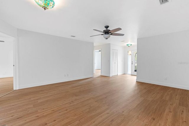 2113 HARTLEBURY WAY 408, Sun City Center, FL 33573