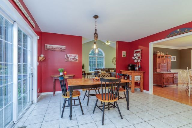 86 Godfrey Lane, Fremont, NH 03044