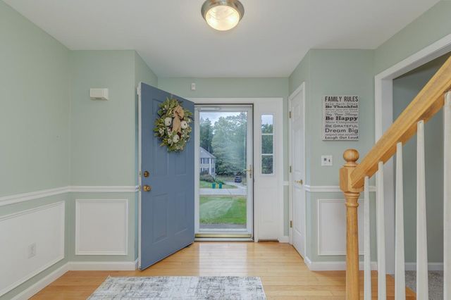 86 Godfrey Lane, Fremont, NH 03044