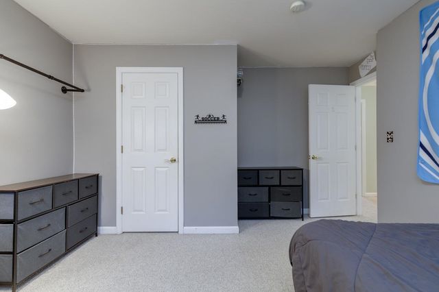 86 Godfrey Lane, Fremont, NH 03044