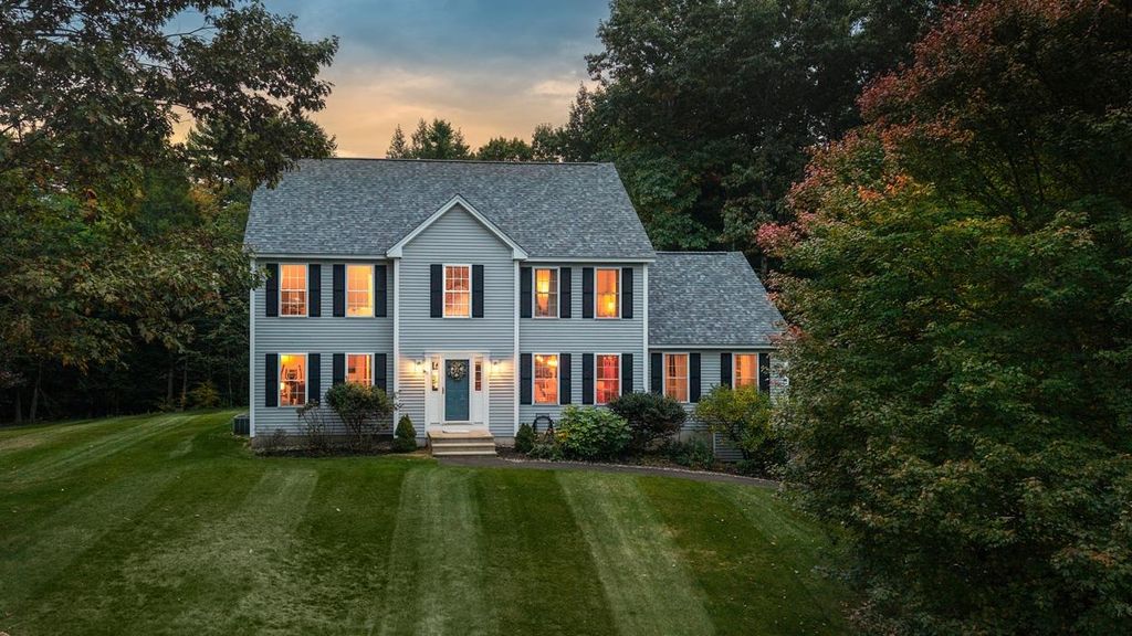 86 Godfrey Lane, Fremont, NH 03044