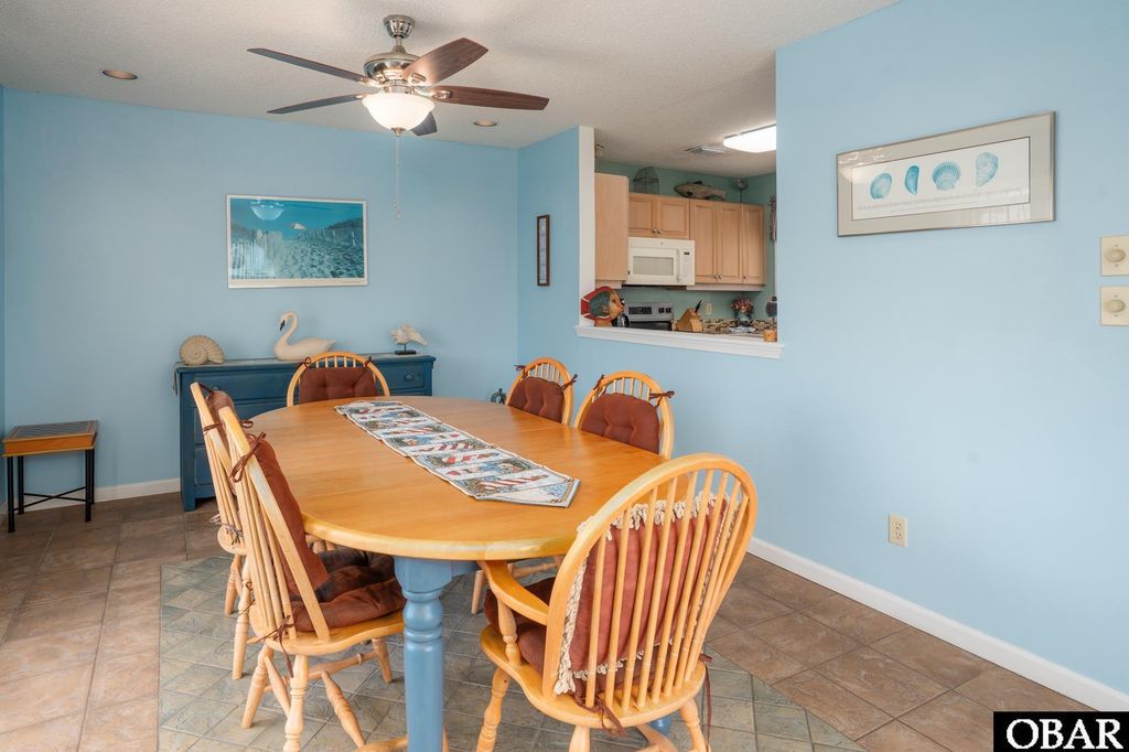 Image 12 of property listing at 1130 Hatteras Court Unit 651, Corolla, NC 27927
