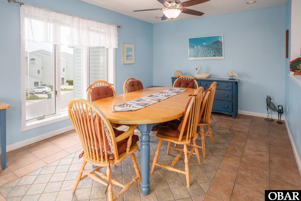 Image 13 of property listing at 1130 Hatteras Court Unit 651, Corolla, NC 27927