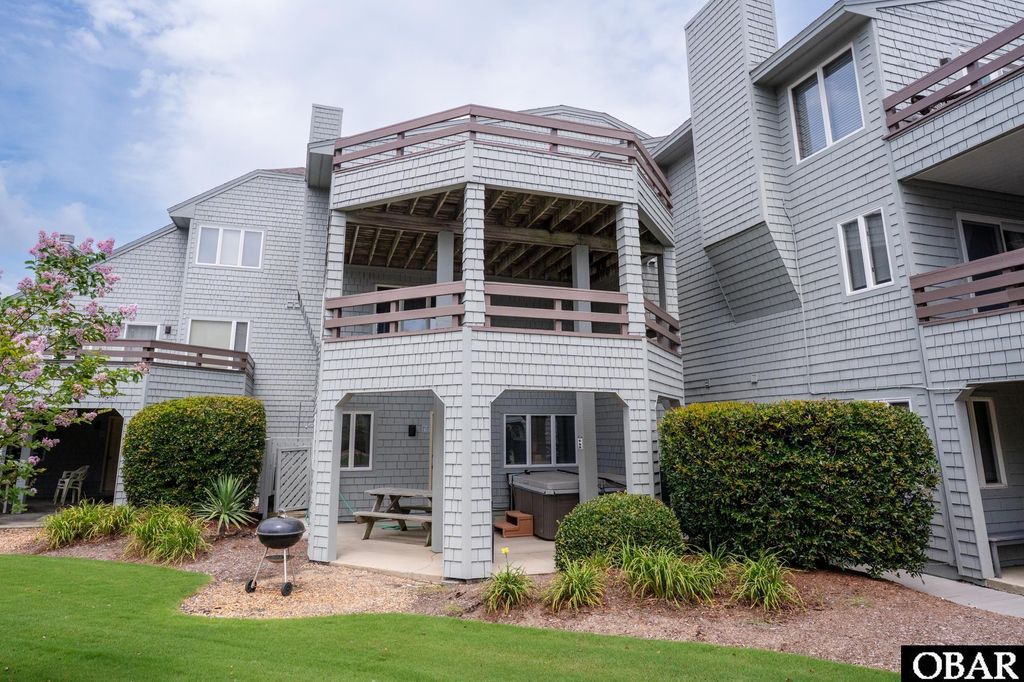 Image 40 of property listing at 1130 Hatteras Court Unit 651, Corolla, NC 27927