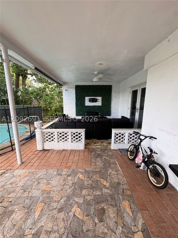 1711 N 47th Ave, Hollywood, FL 33021