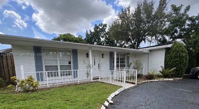 1711 N 47th Ave, Hollywood, FL 33021