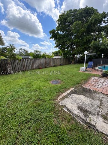 1711 N 47th Ave, Hollywood, FL 33021