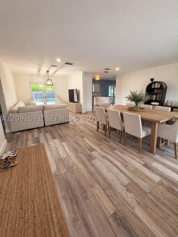 1711 N 47th Ave, Hollywood, FL 33021