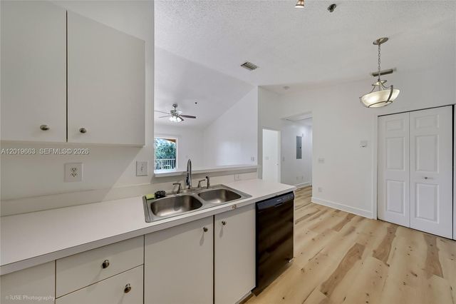 5570 NW 61st Street 930, Coconut Creek, FL 33073