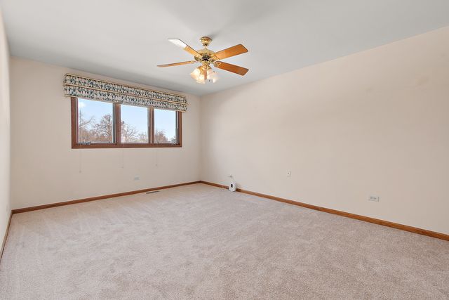 16538 Fairfax Court, Tinley Park, IL 60477