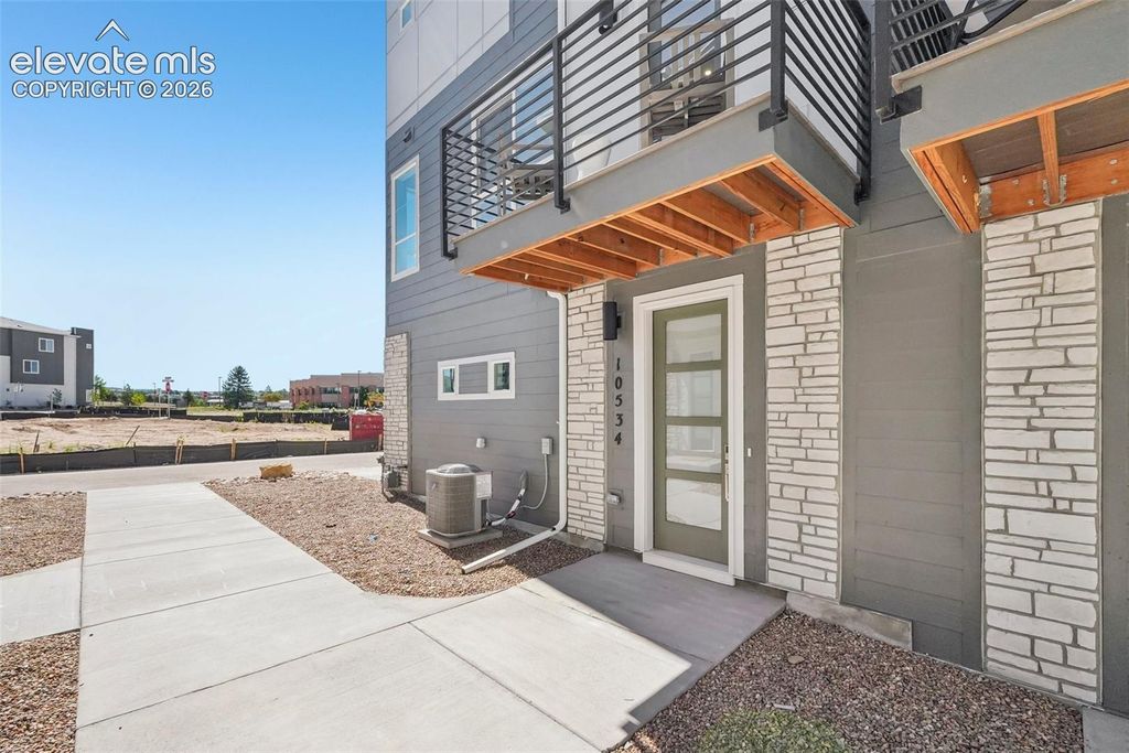 10534 Helenite Point, Colorado Springs, CO 80908 — photo 2