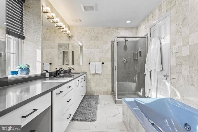 1432 NOBLE RD, Rydal, PA 19046