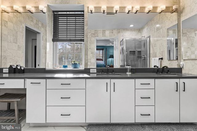 1432 NOBLE RD, Rydal, PA 19046