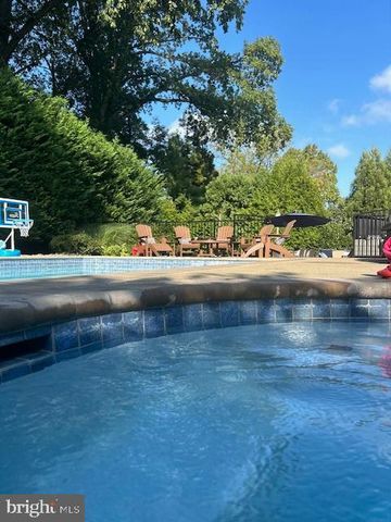 1432 NOBLE RD, Rydal, PA 19046