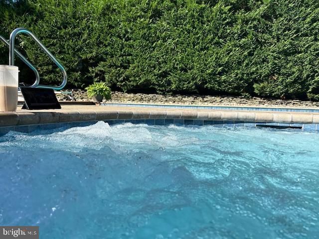 1432 NOBLE RD, Rydal, PA 19046