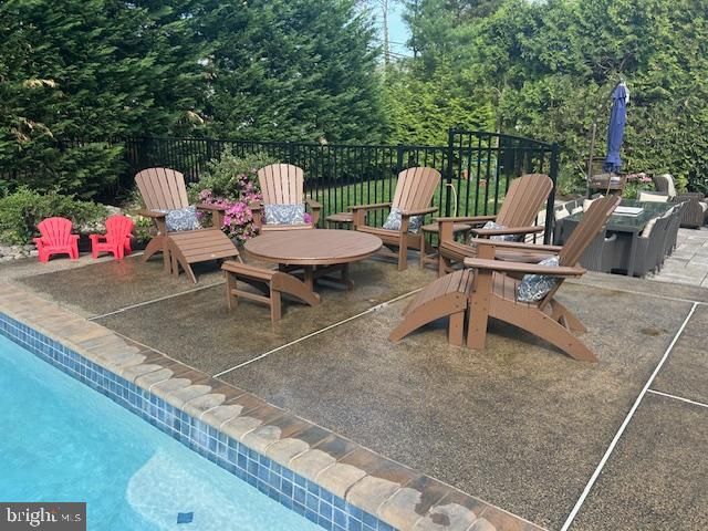 1432 NOBLE RD, Rydal, PA 19046