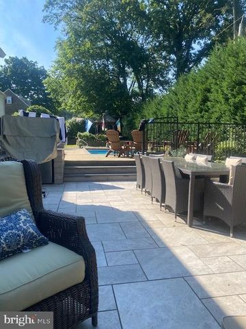 1432 NOBLE RD, Rydal, PA 19046