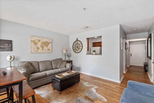 1028 1st Ave, N, Nashville, TN 37201