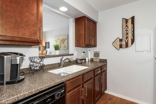 1028 1st Ave, N, Nashville, TN 37201