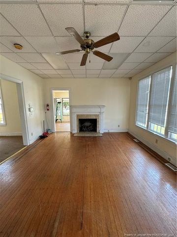 504 W Broad Street, Dunn, NC 28334