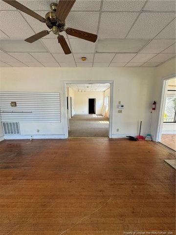 504 W Broad Street, Dunn, NC 28334