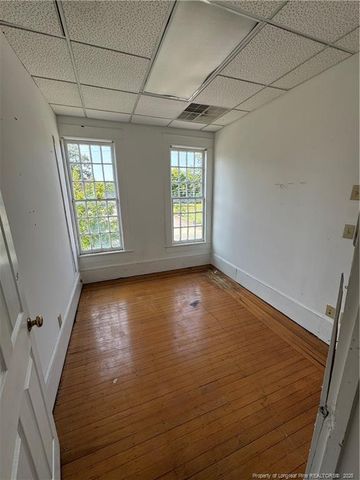 504 W Broad Street, Dunn, NC 28334