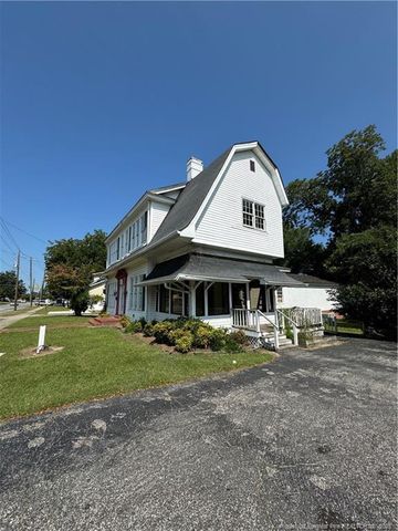 504 W Broad Street, Dunn, NC 28334