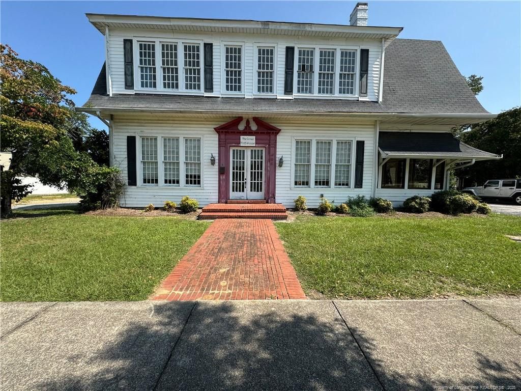504 W Broad Street, Dunn, NC 28334