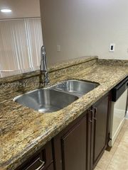 7075 NW 186th St C505, Hialeah, FL 33015