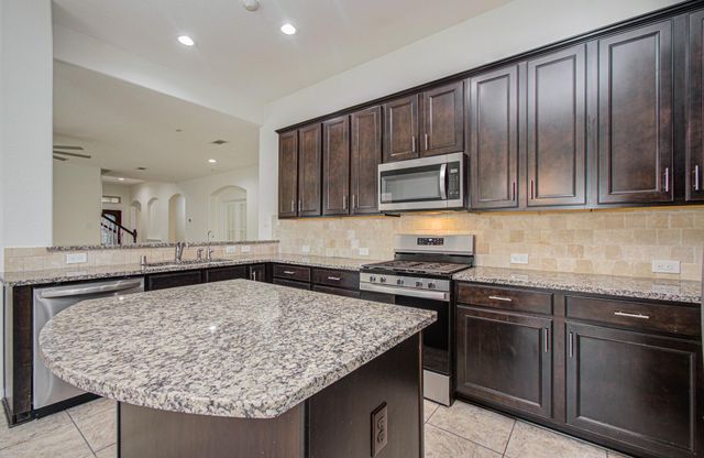 6030 Clymer Meadow, Missouri City, TX 77459