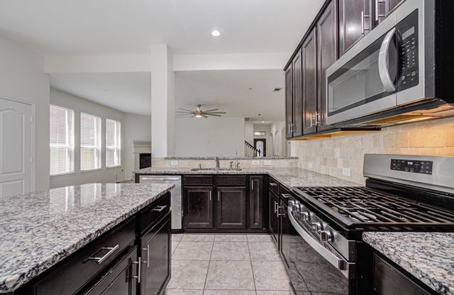 6030 Clymer Meadow, Missouri City, TX 77459