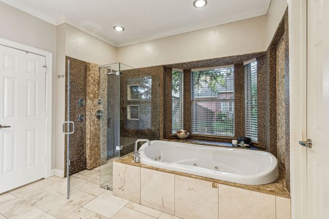 645 Oak Hill Drive, Southlake, TX 76092