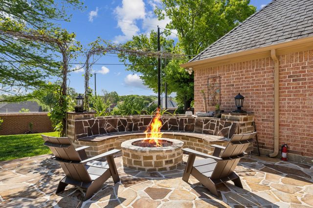 645 Oak Hill Drive, Southlake, TX 76092