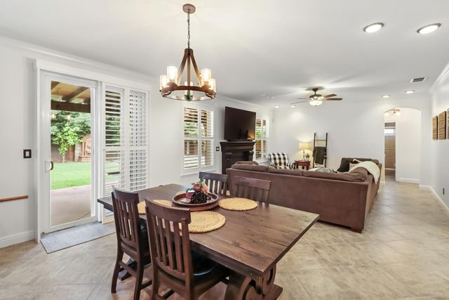 9679 Early Light Way, Elk Grove, CA 95624