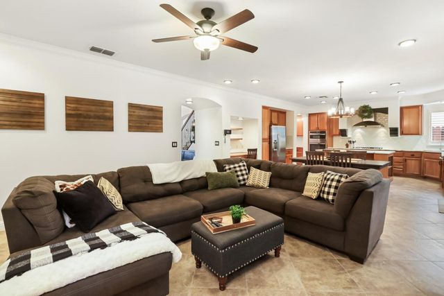 9679 Early Light Way, Elk Grove, CA 95624