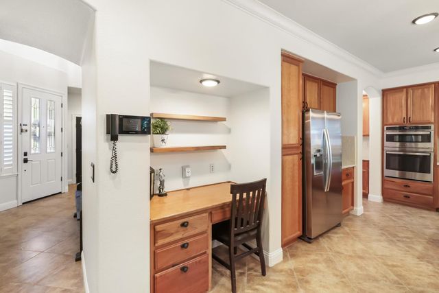 9679 Early Light Way, Elk Grove, CA 95624