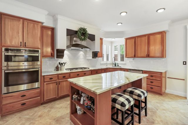 9679 Early Light Way, Elk Grove, CA 95624